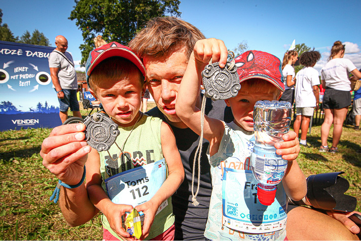 Stirnubuks.lv - Taku Skrējēja atgriešanās